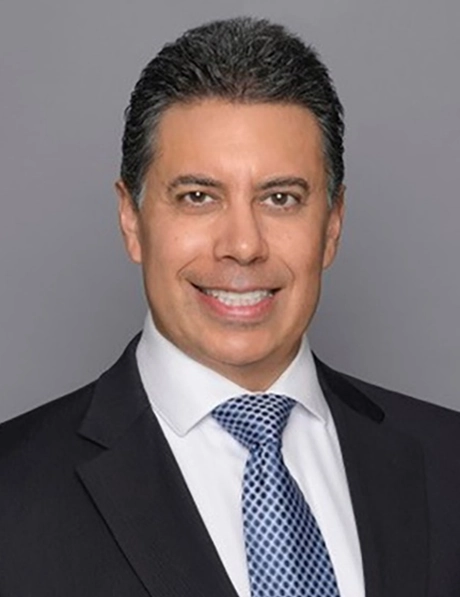 portrait photo of Alfredo Aguirre
